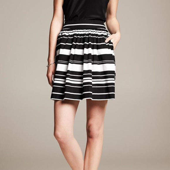 Banana Republic Striped Skirt - Picture 1 of 5